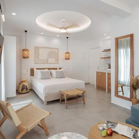 Agia Anna Living شقة