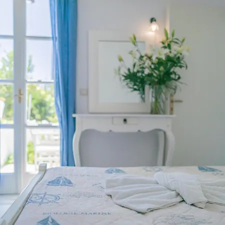 Διαμέρισμα Agia Anna Living *