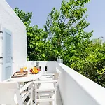 Agia Anna Living Apartment