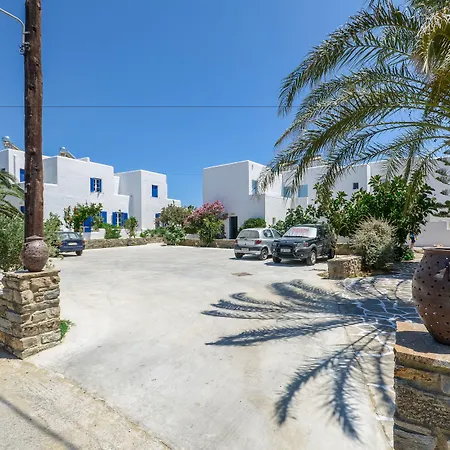Agia Anna Living
