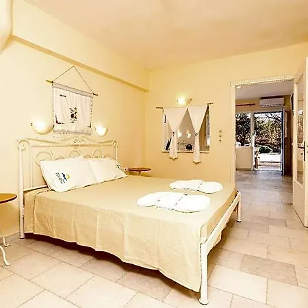 Agia Anna Living Apartamento
